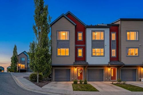202 Copperpond Row Se, Calgary, AB, T2Z1H3 | Card Image