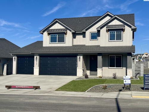 662 Cortona Way, Richland, WA, 99352-3002 | Card Image