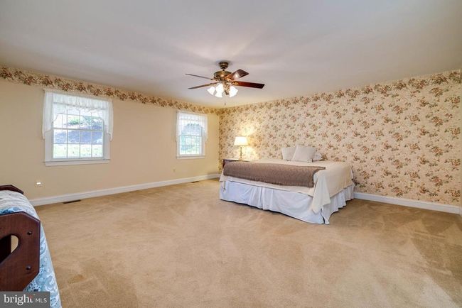 360 Lazy River East Rd, House other with 4 bedrooms, 5 bathrooms and null parking in Luray VA | Image 42