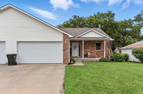 1546 N Sycamore Street, Wahoo, NE, 68066 | Card Image