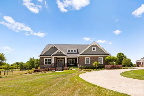 105 George Watkins Trl, Indian Trail, NC, 28079-8857 | Card Image
