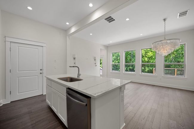 UNIT-22 - 13501 Metric Blvd, House other with 3 bedrooms, 2 bathrooms and 2 parking in Austin TX | Image 7