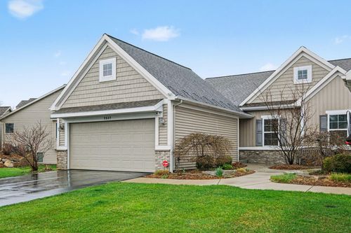 2537 Highridge Hills Lane Se, Grand Rapids, MI, 49546 | Card Image