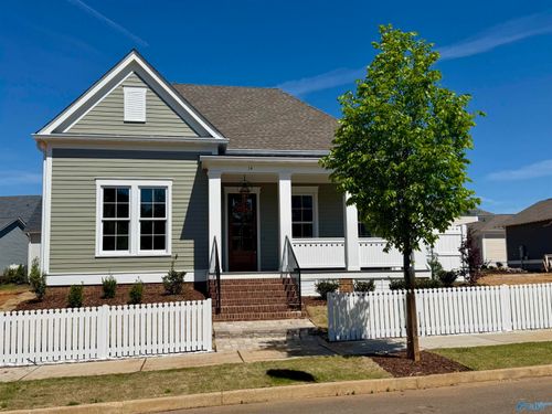 14 Eddy St Nw, Huntsville, AL, 35806-6406 | Card Image