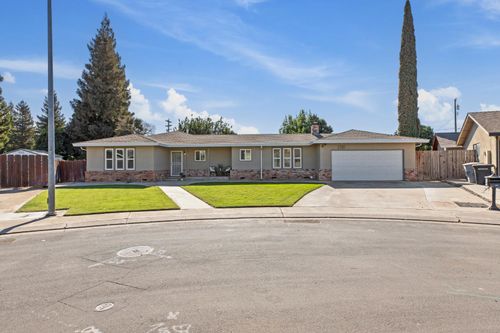 2301 Jordanollo St, Escalon, CA, 95320-1815 | Card Image