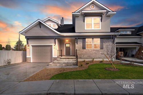 10123 W Mcmillan Rd, Boise, ID, 83704-2702 | Card Image