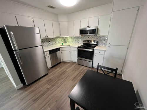 230-e-1271 Redwood Ln, Gulf Breeze, FL, 32563-3276 | Card Image