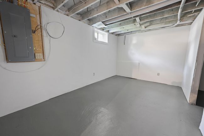 Basement | Image 30