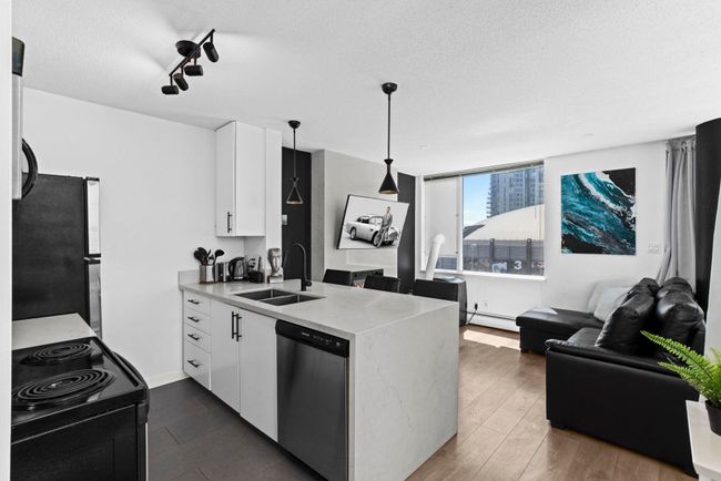 1005 - 688 Abbott Street, Condo with 1 bedrooms, 1 bathrooms and 1 parking in Vancouver BC | Image 6