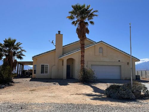 14997 Mcgarger Rd, Desert Hot Springs, CA, 92240-9101 | Card Image