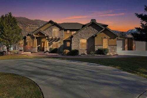 5885 S Tolcate Ln, Holladay, UT, 84121-1530 | Card Image