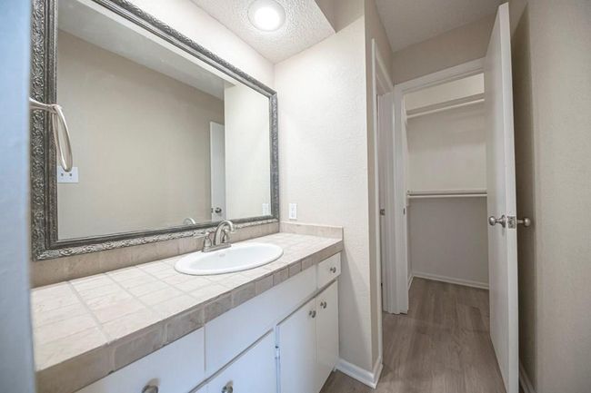 APT-21 - 2100 W Wadley Ave, Condo with 3 bedrooms, 3 bathrooms and 1 parking in Midland TX | Image 18