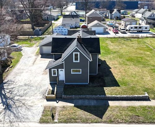 2021 S A St, Elwood, IN, 46036-2127 | Card Image