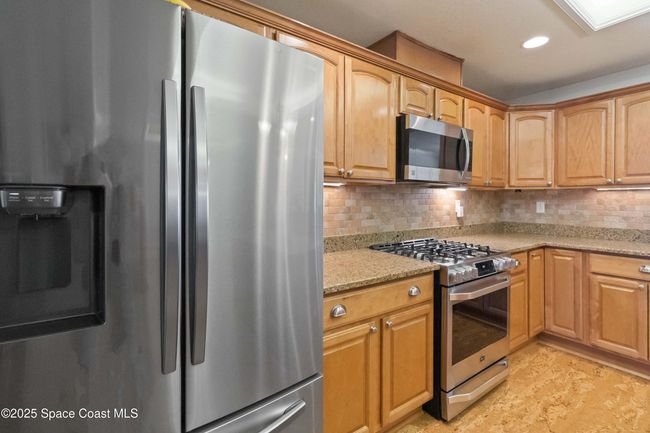 1204 - 1 Eighth Ave, Condo with 3 bedrooms, 2 bathrooms and null parking in Indialantic FL | Image 10