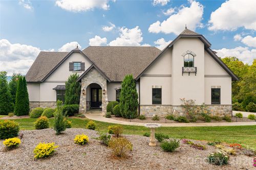 64 Water Hill Way, Fletcher, NC, 28732-8605 | Card Image