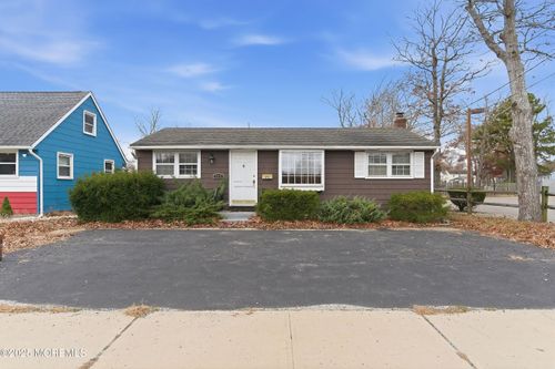 213 Lacey Rd, Forked River, NJ, 08731-3507 | Card Image