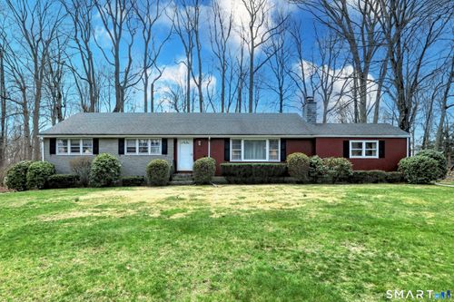 322 Hotchkiss Road, Orange, CT, 06477 | Card Image