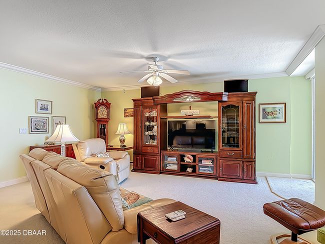 Living Room | Image 17