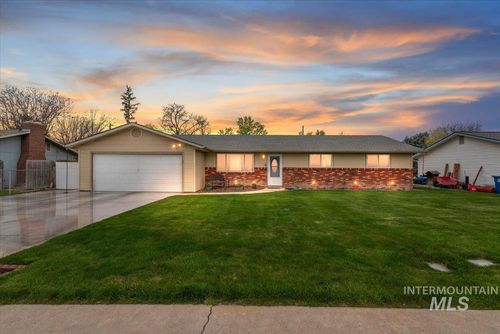 2408 Wyoming Ave, Caldwell, ID, 83605-5359 | Card Image