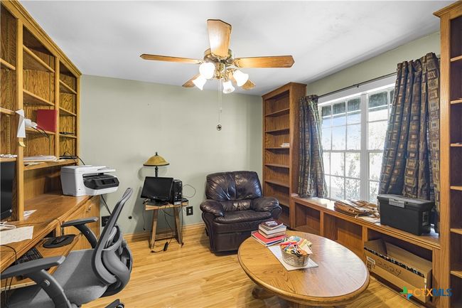 office | Image 6