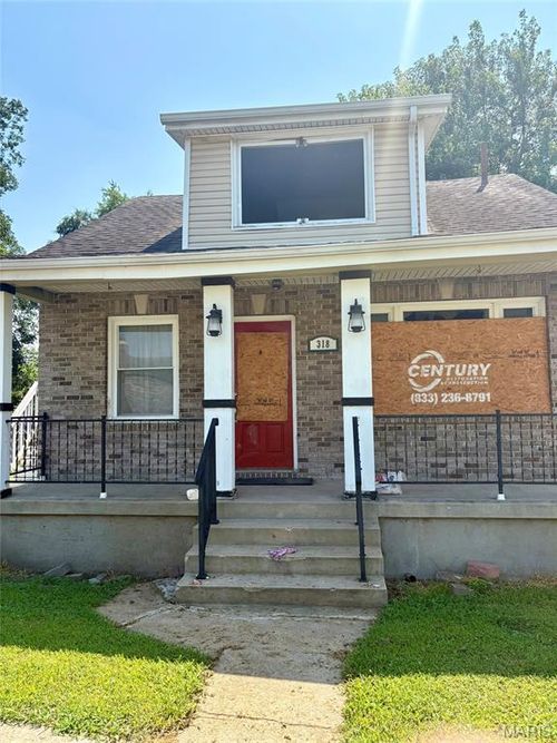 318 Little Broadway St, Saint Louis, MO, 63125-1205 | Card Image