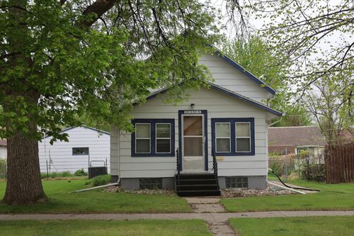 224 6th St S, Breckenridge, MN, 56520-2002 | Card Image