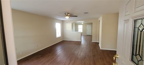 4011 Reeders Dr, Austin, TX, 78725-4001 | Card Image