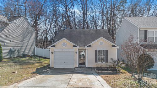 1031 Allegiance Dr, Charlotte, NC, 28217-3998 | Card Image