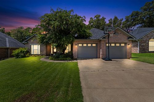 307 Bridgers Hill Rd, Longview, TX, 75604-9621 | Card Image