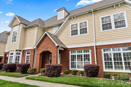 1017 Central Park Cir, Davidson, NC, 28036-9311 | Card Image