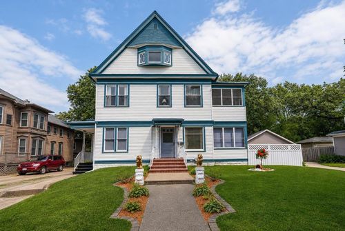 643 Park Ave, Beloit, WI, 53511-6328 | Card Image