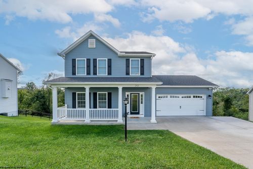 251 Charolais Cir, Fairmont, WV, 26554-9116 | Card Image