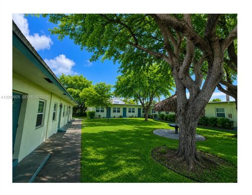 1-9-705-713 Ne 3rd St, Hallandale Beach, FL, 33009-3511 | Card Image