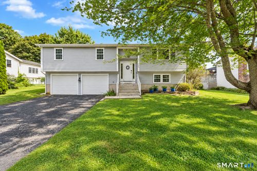 200 Capstan Ave, Mystic, CT, 06355-2206 | Card Image