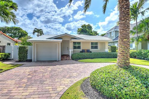 518 Ne 13th Ave, Fort Lauderdale, FL, 33301-1244 | Card Image