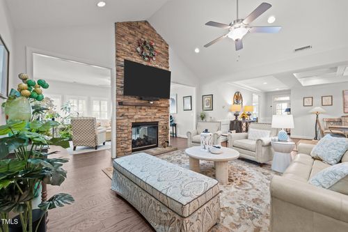 310 Macallan Dr, Burlington, NC, 27215-0046 | Card Image