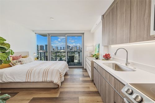 1808-1515 Liona St, Honolulu, HI, 96814-2442 | Card Image