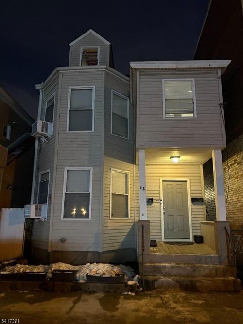 112 4th Ave, Paterson, NJ, 07524-1526 | Card Image