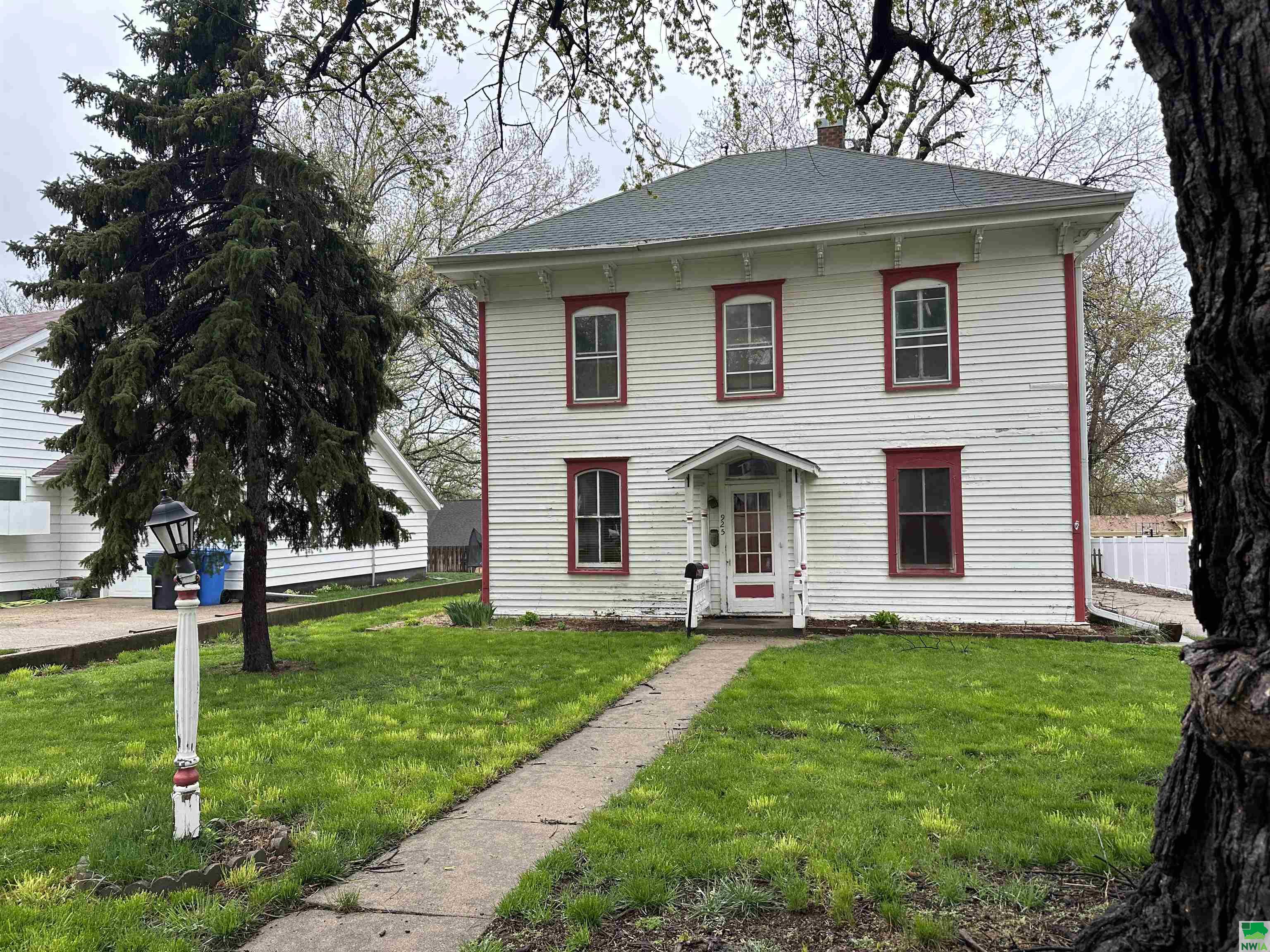 Central Ave, Le Mars, IA 51031