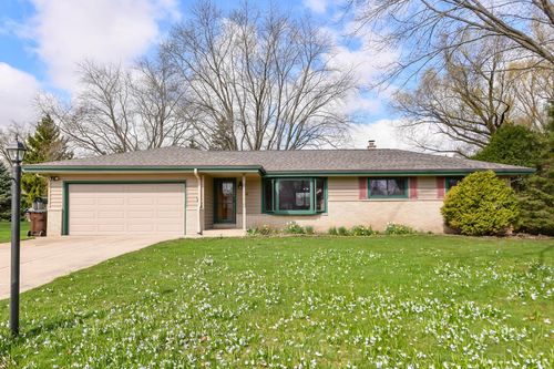 4845 S Langlade Drive Drive, New Berlin, WI, 53151 | Card Image