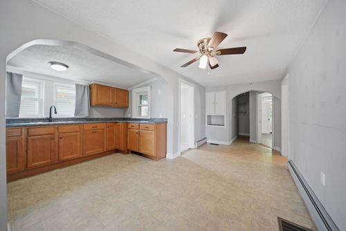 58 Cottage Avenue, Manchester, NH, 03103 | Card Image