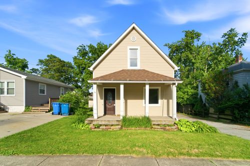 302 N West St, Crown Point, IN, 46307-3153 | Card Image