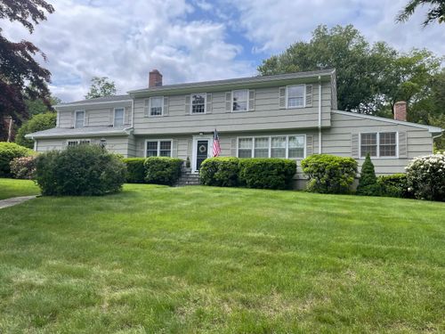 55 Oldfield Rd, Trumbull, CT, 06611-3239 | Card Image