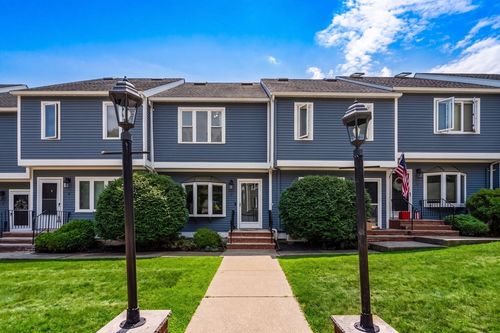 8-8 Turning Mill Ln, Quincy, MA, 02169-1000 | Card Image