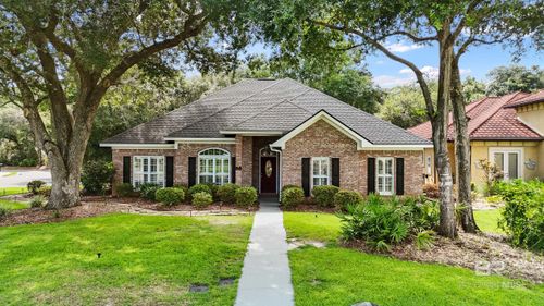 11 Lakeside Dr, Gulf Shores, AL, 36542-3220 | Card Image