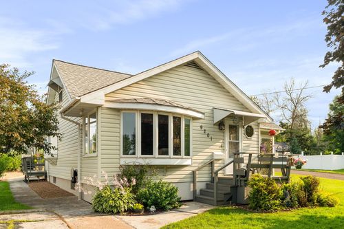 9201 Meadow St, Proctor, MN, 55810-1530 | Card Image