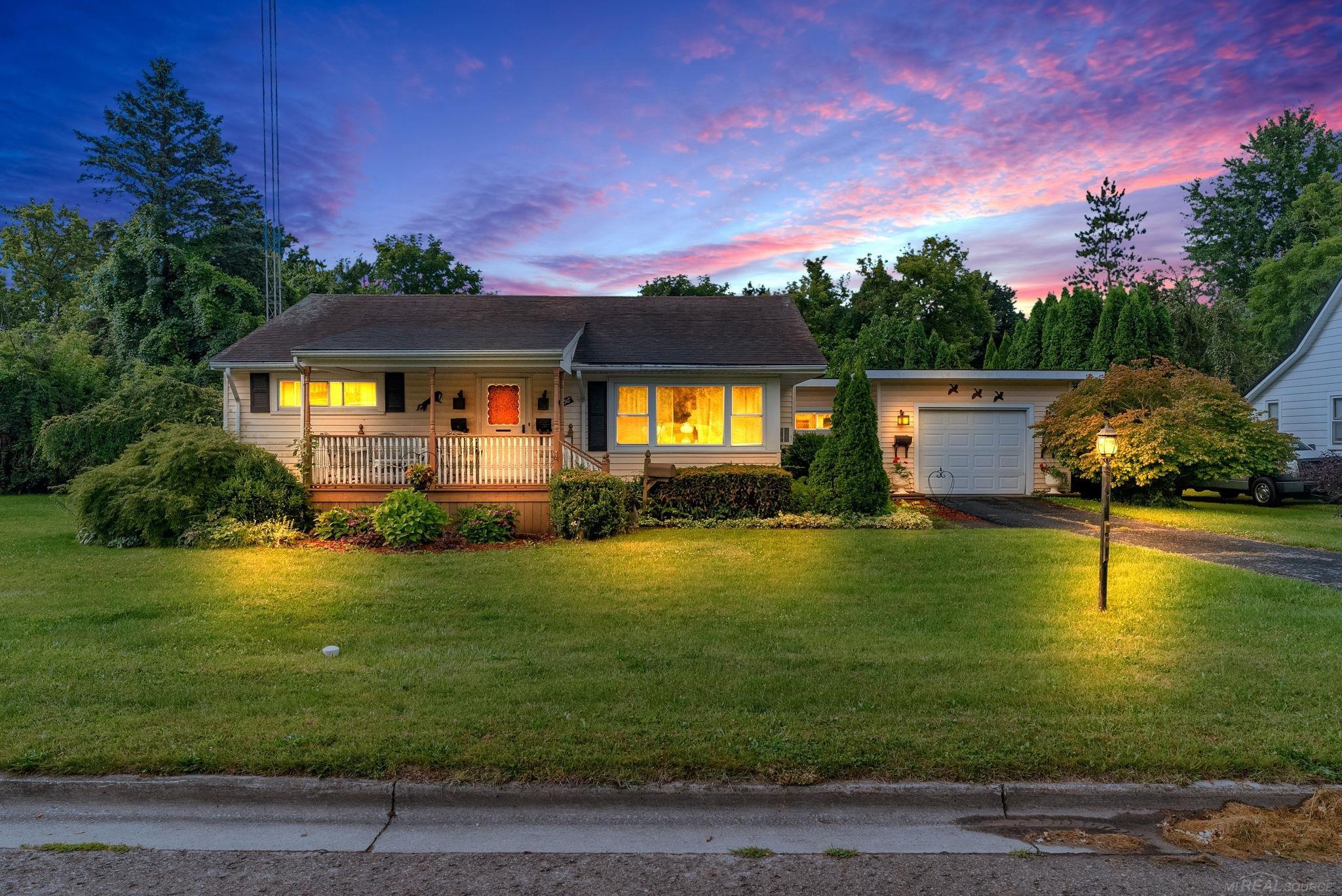 Gaige St, Croswell, MI 48422