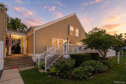 21256 E Glen Haven Cir, Northville, MI, 48167-2468 | Card Image