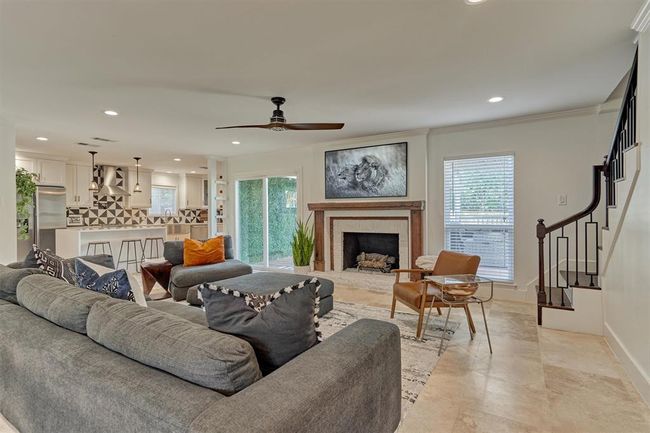 6102 Darby Way, House other with 5 bedrooms, 3 bathrooms and 2 parking in Spring TX | Image 9