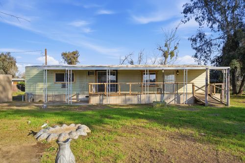 984 S Wisconsin Street, Porterville, CA, 93257 | Card Image